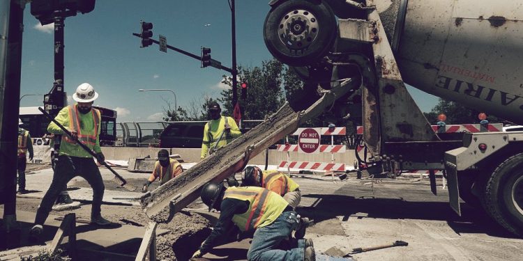 US Workers Account for All Job Gains in 2025