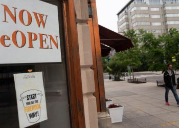 Poll: 63% of voters say US gov should not do business with companies with anti-American programs