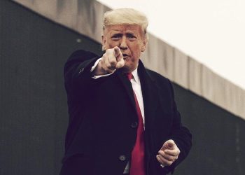 donald-trump-pointing